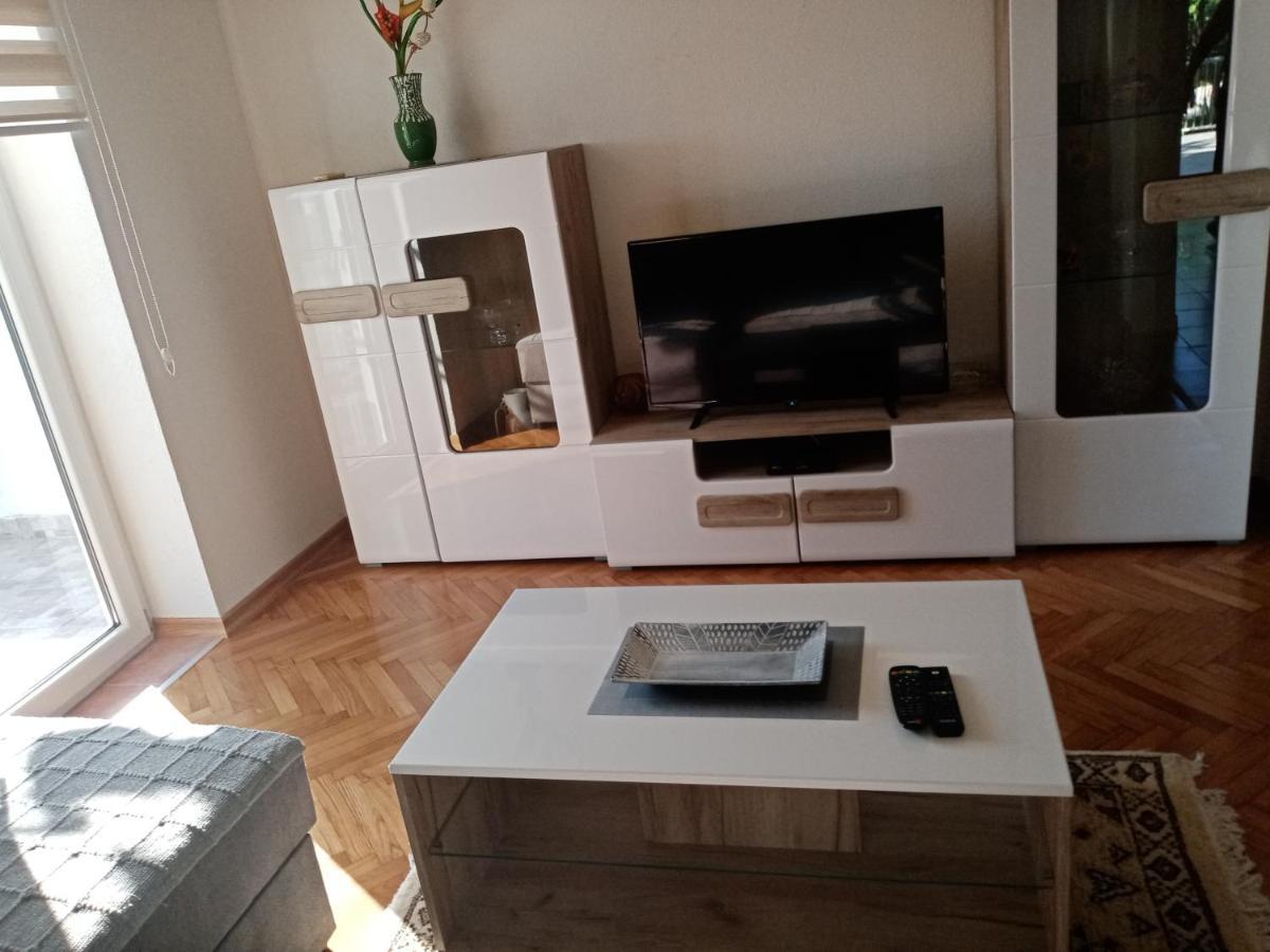 Apartmani Bosco Tivat Eksteriør billede