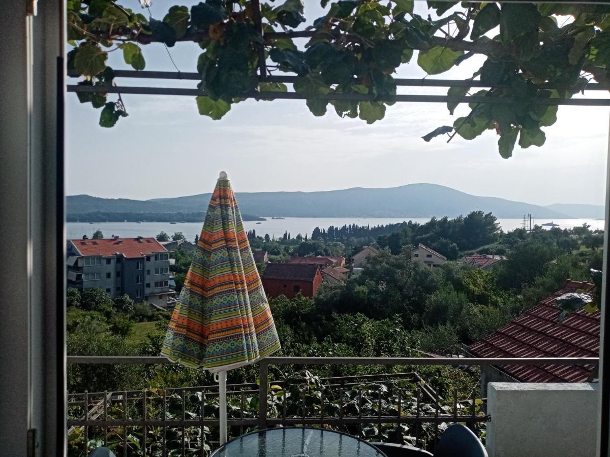 Apartmani Bosco Tivat Eksteriør billede