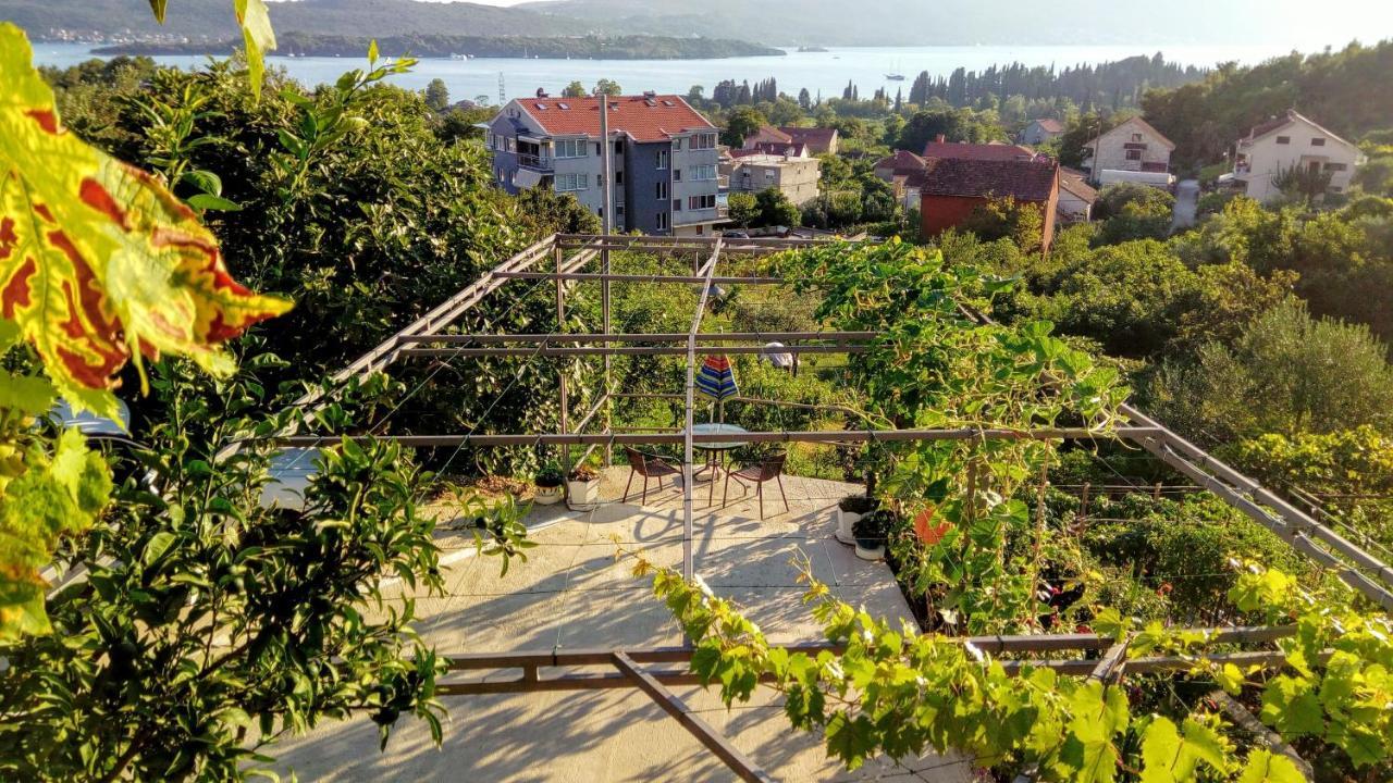 Apartmani Bosco Tivat Eksteriør billede