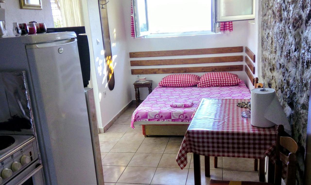Apartmani Bosco Tivat Eksteriør billede